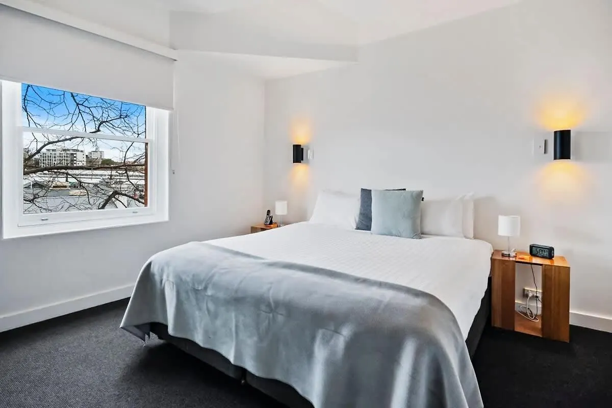 Gibson Mill Penthouse With Private Balcony - 301 Daire Hobart